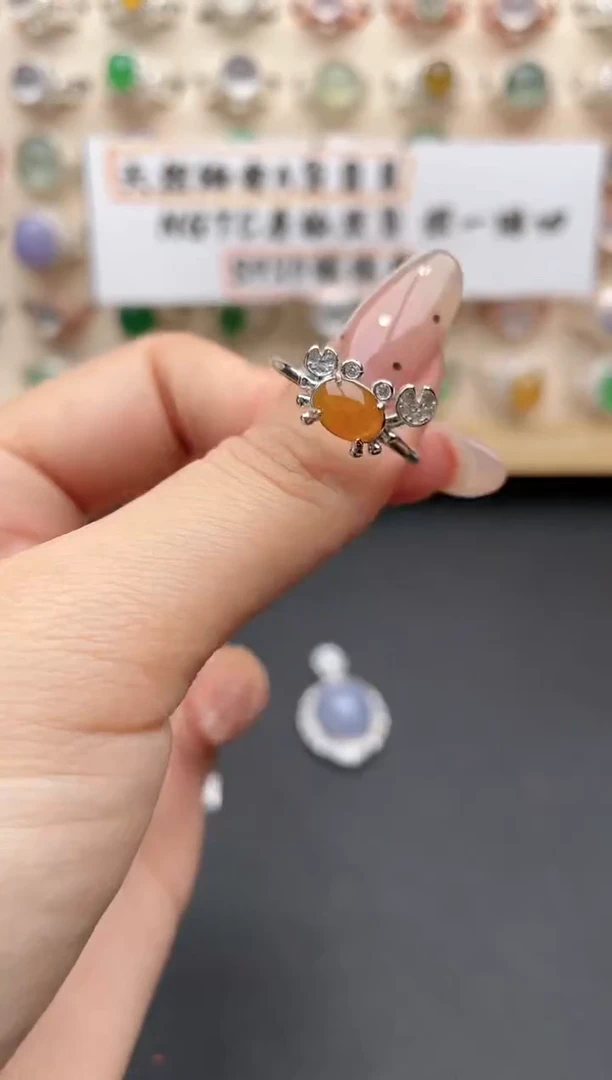 【闪购商品】翡翠戒指银S925镶嵌一物一证一礼盒