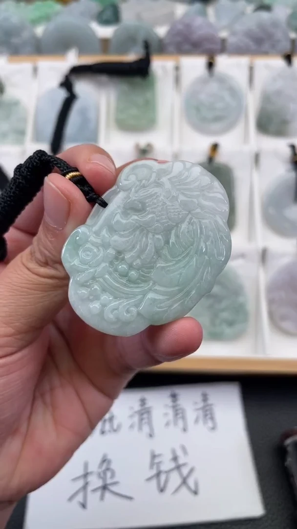 颈饰未镶嵌翡翠天然缅甸翡翠A货6