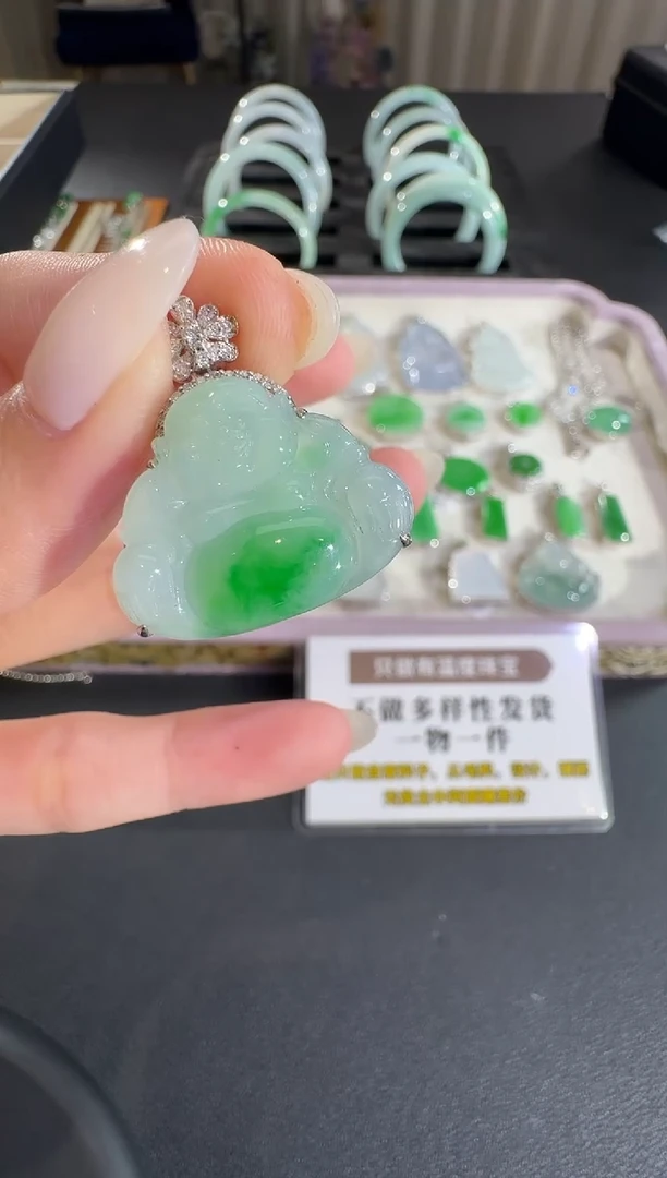 颈饰18K金镶嵌翡翠【源头工厂】钻石镶嵌