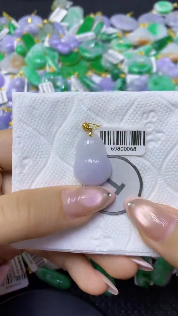 颈饰未镶嵌翡翠天然缅甸翡翠A货