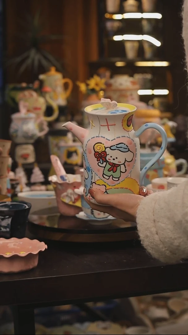 景德镇釉下彩绘设计师款式陶瓷