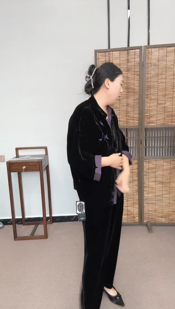 丝绒外套4XL。。。。。