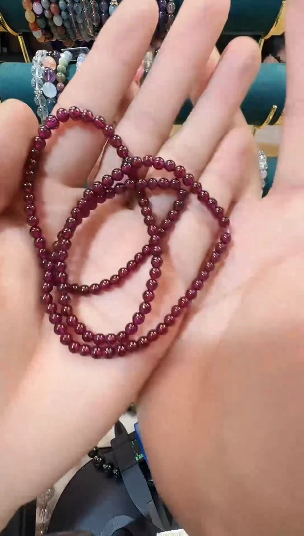 手链未镶嵌石榴石晶0130 约4mm