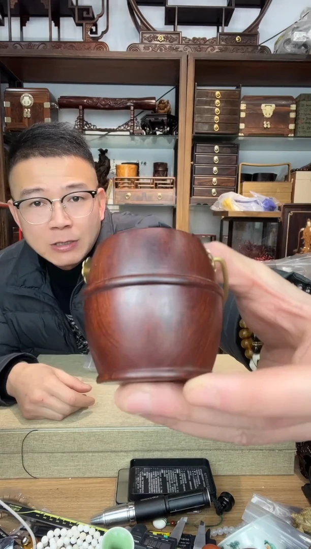 乌木类书架114红檀整木桶   瑕疵