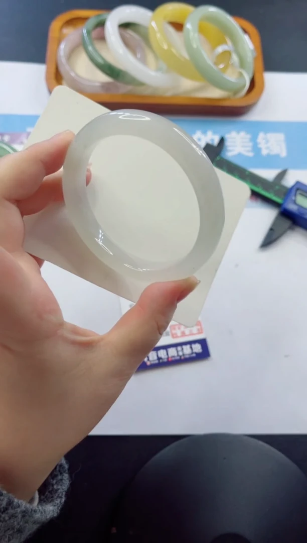 未镶嵌手镯石英质玉多样性发货A34