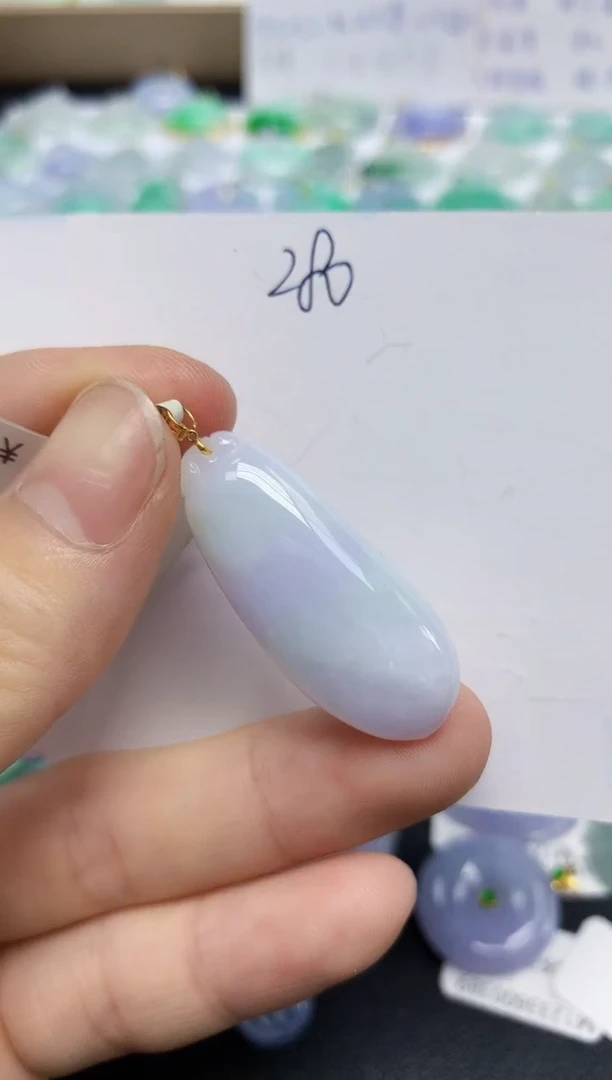 翡翠18K金镶嵌颈饰天然缅甸翡翠A货