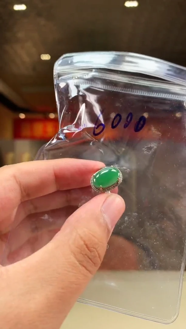 【闪购商品】翡翠戒指未镶嵌             *404
