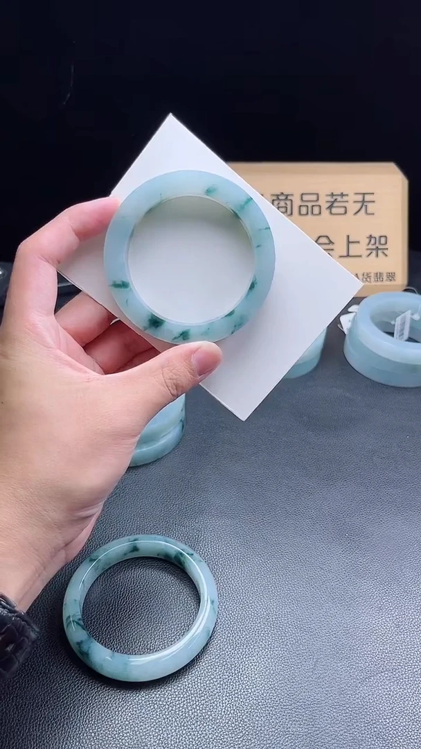未镶嵌手镯定制翡翠用****1定制
