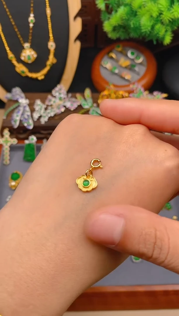 【闪购商品】翡翠吊坠(不含链)银S925镶嵌如意万能扣