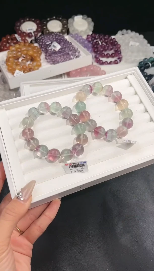 【闪购商品】萤石手链未镶嵌多样性发一彩萤石15mm