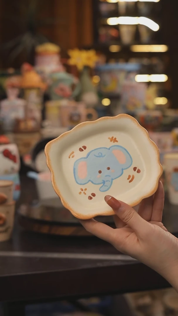 景德镇釉下彩绘设计师款式陶瓷