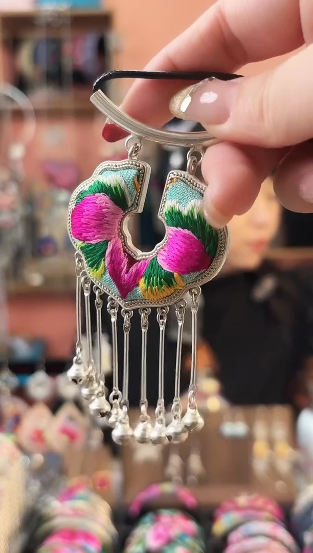 织绣艺枝独绣手工饰品51