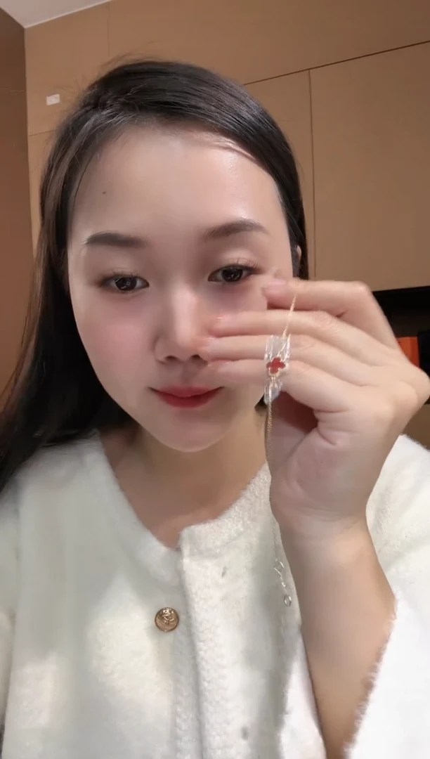 【闪购商品】玛瑙/玉髓手链18K金镶嵌红色k黄，小号单花手链GHJ