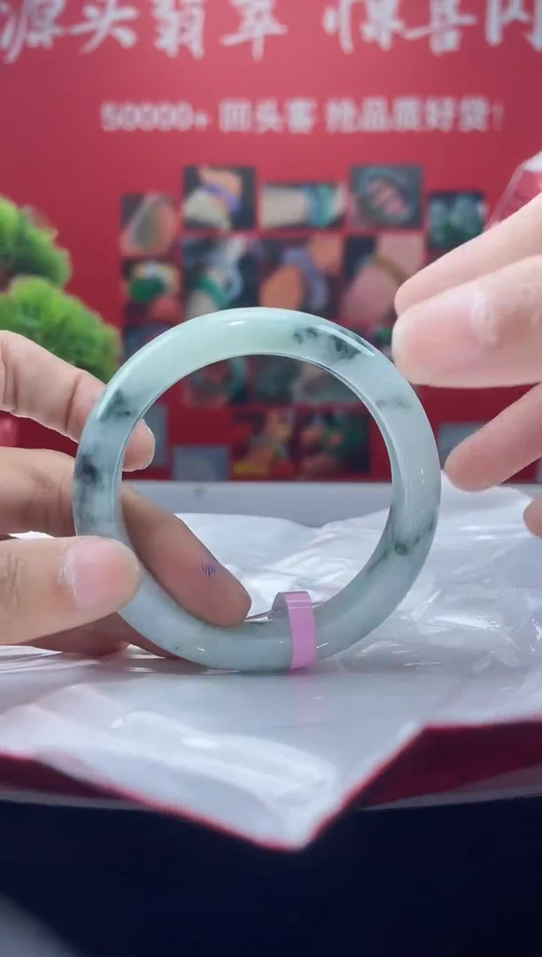 翡翠手镯未镶嵌13手镯