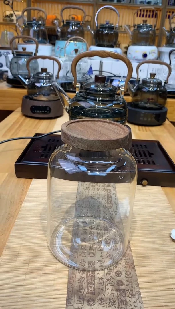 1800ML多功能储物罐一个