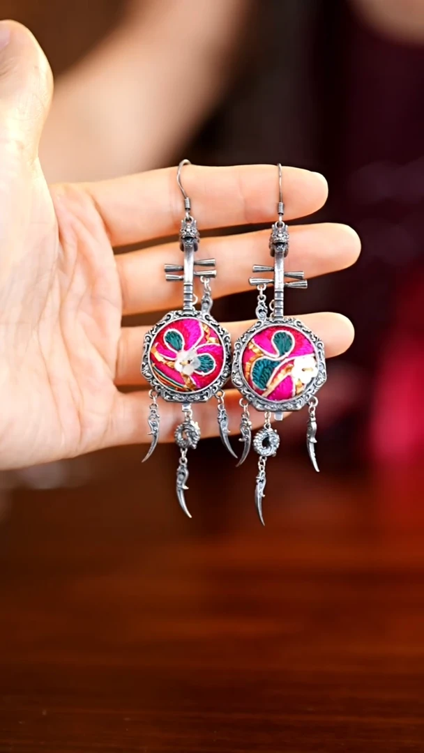 刺绣私人定制苗族手工A514