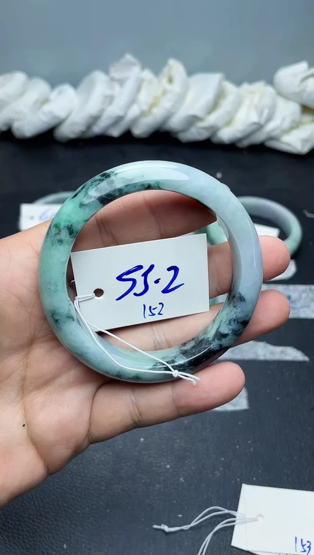 未镶嵌手镯翡翠152