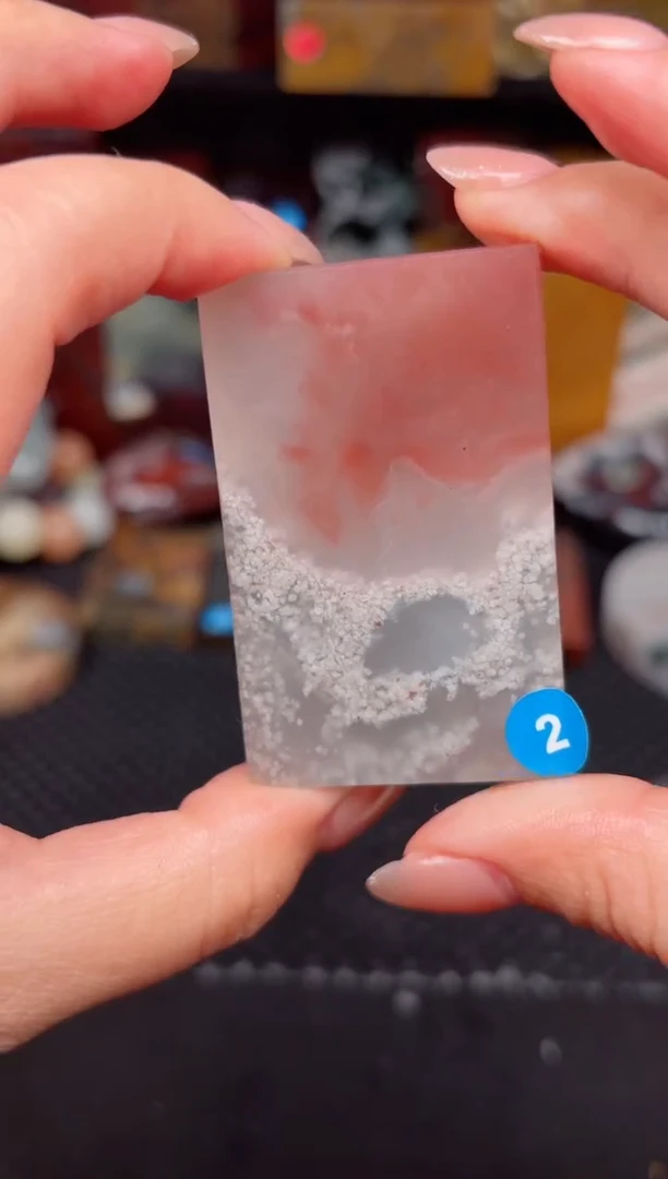 玉 桂林鸡血创意摆件装饰 编号：2