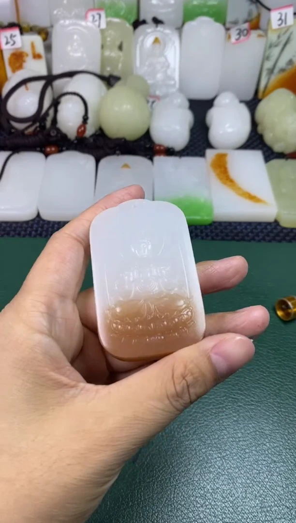 天然玉石未镶嵌颈饰