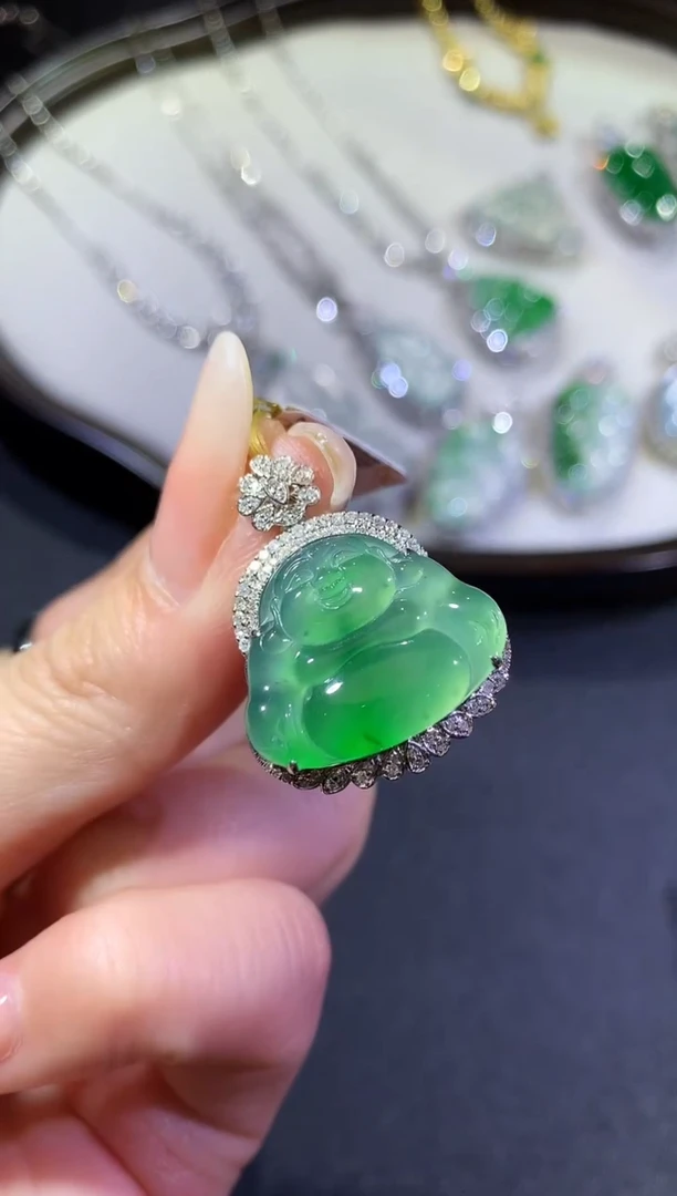 【闪购商品】翡翠吊坠(不含链)18K金镶嵌75-佛公