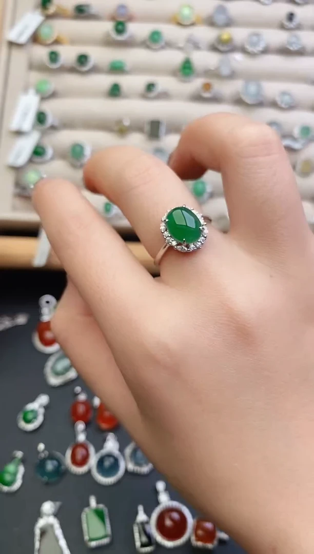 银S925镶嵌戒指翡翠