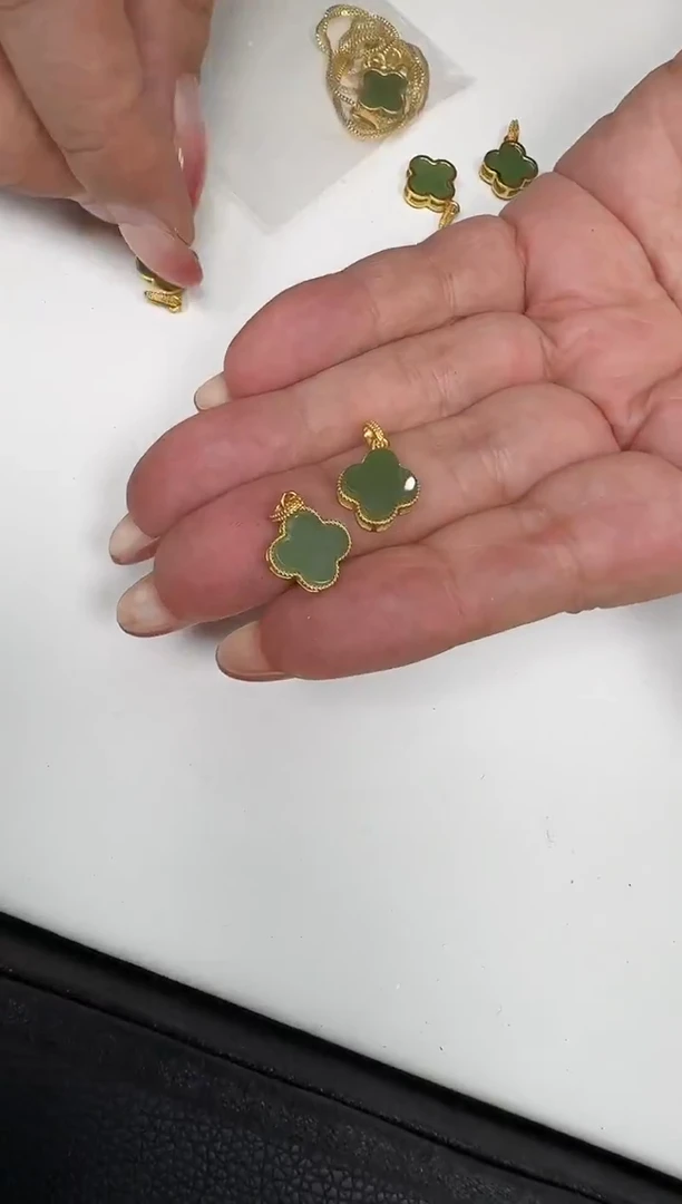 颈饰银S925镶嵌和田玉96