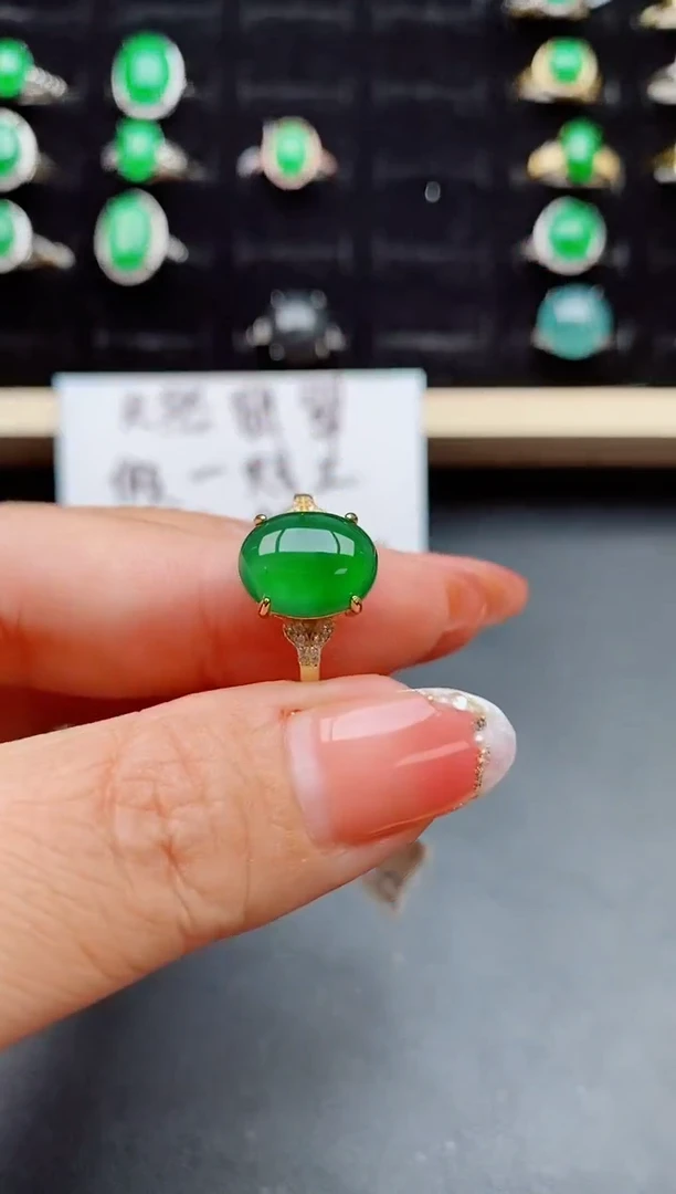 【闪购商品】翡翠戒指银S925镶嵌850800