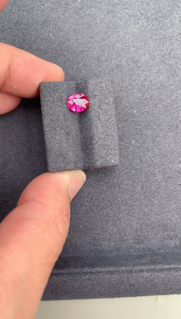 【闪购商品】彩色蓝宝石裸石未镶嵌1ct无烧粉蓝宝