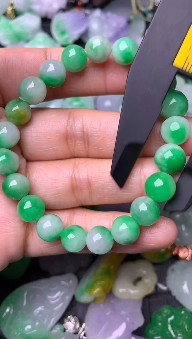 颈饰未镶嵌翡翠缅甸翡翠吊坠