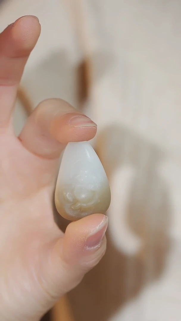 【闪购商品】和田玉吊坠(不含链)未镶嵌佛公雕刻吊坠