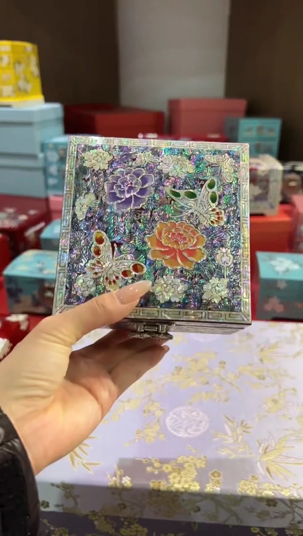 红底白边·微瑕·弘贝雅螺钿漆器文化馆