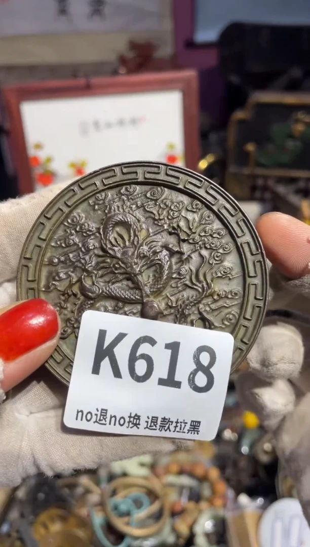 瓷片亚*湾表姐直播所见所得