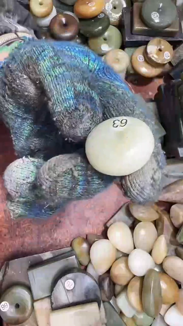 未镶嵌和田玉珠宝半成品1
