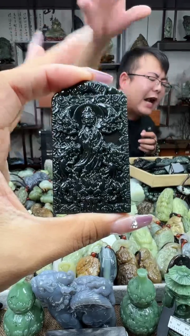 未镶嵌和田玉把件1