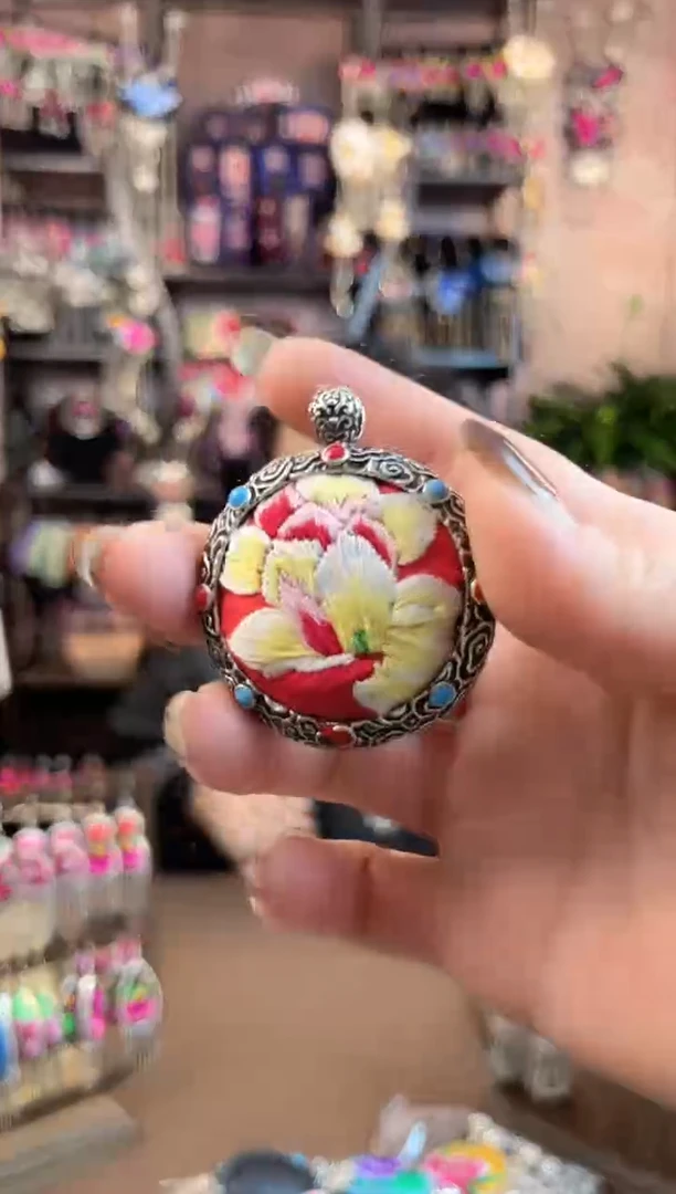 织绣 民族风手工非遗老绣饰品690