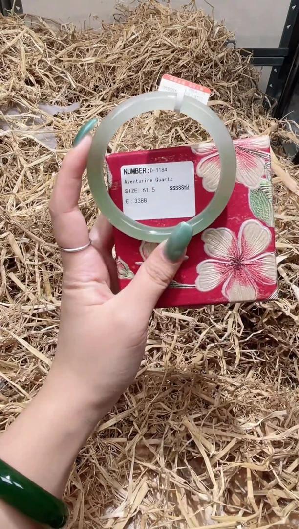 未镶嵌手镯石英质玉D1184HO