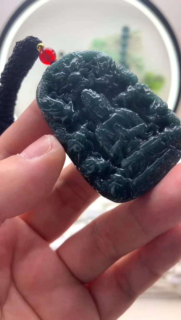 颈饰未镶嵌翡翠九龙牌观音