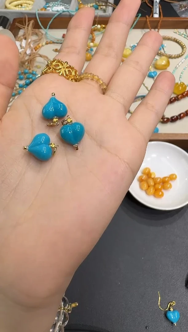 18K金镶嵌绿松石吊坠X1104-1195-109多样性一件