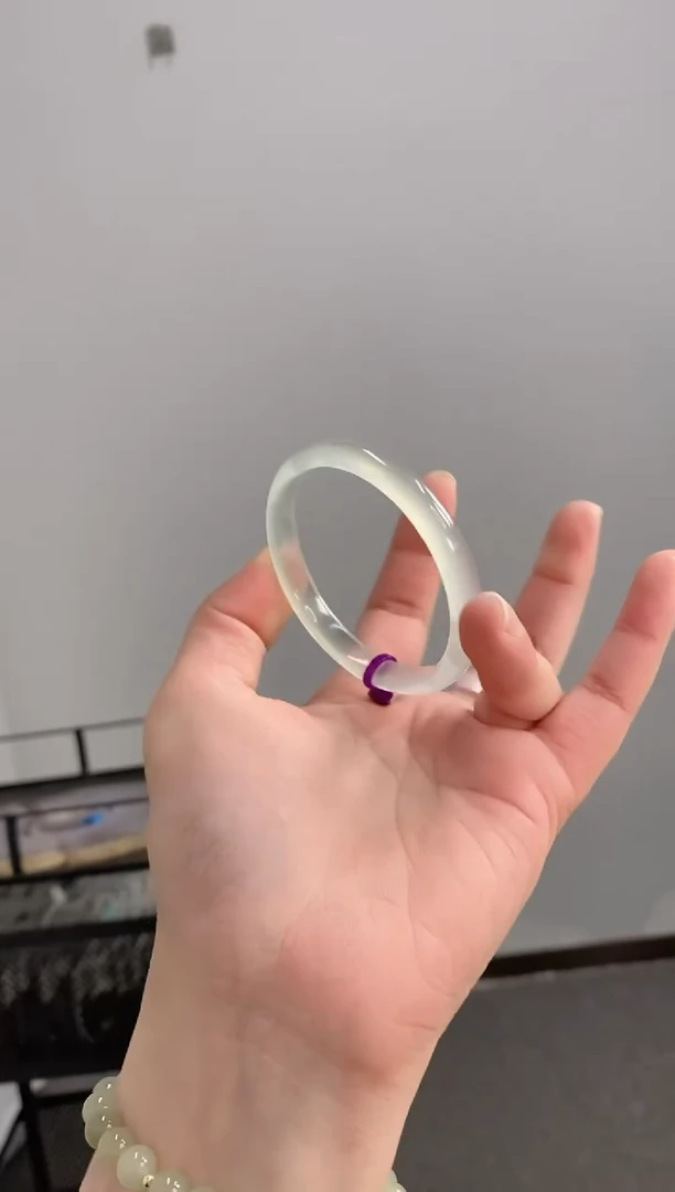 【闪购商品】玛瑙/玉髓手镯未镶嵌52圈