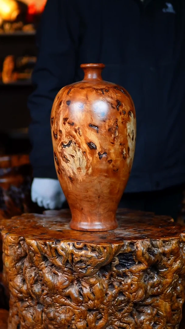 枣木百年雷击枣木梅瓶（高37）