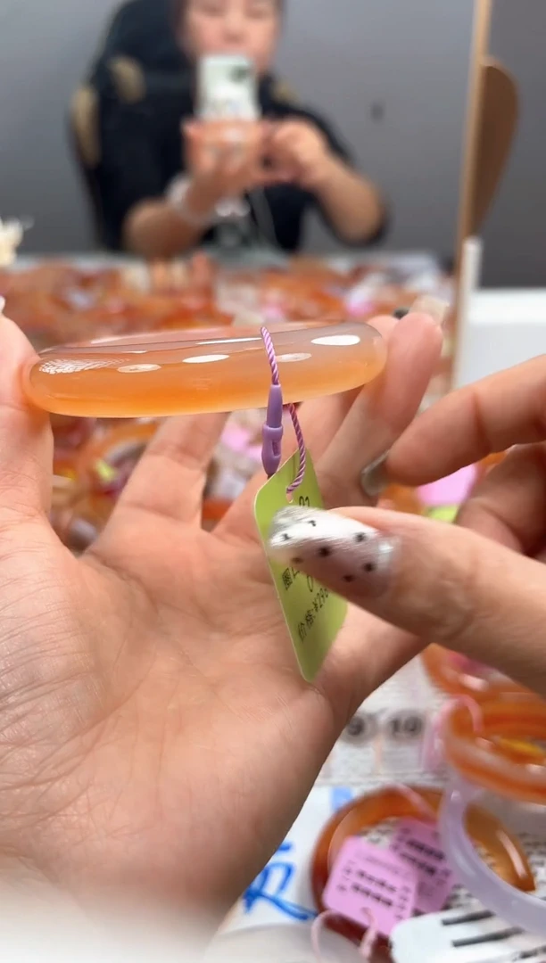 手镯玛瑙/玉髓未镶嵌东*22183