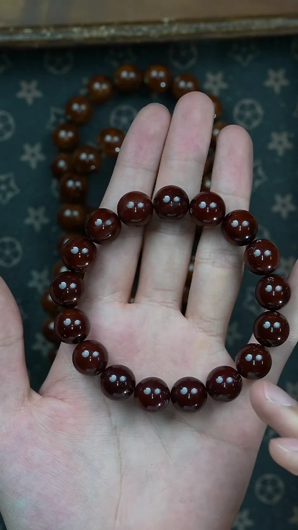 紫金鼠手串精品咖红皮老料光珠油核/半实心