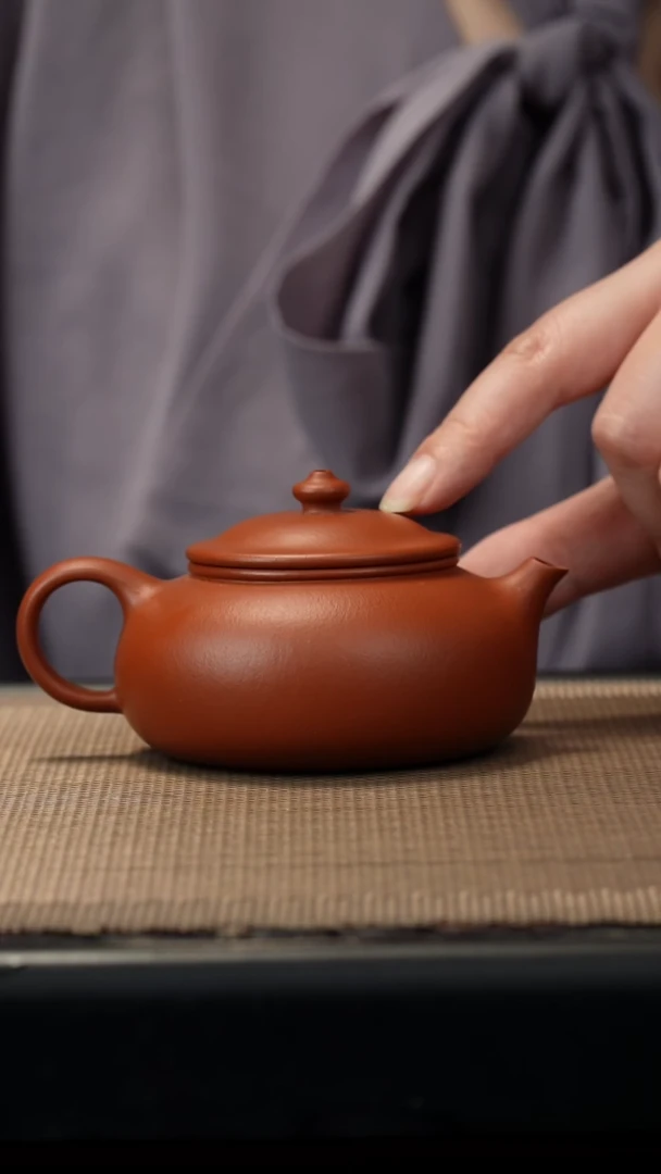 茶壶紫砂朱泥点汤寒江