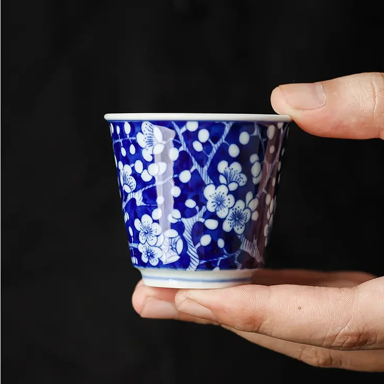 青花冰梅茶杯德化白瓷个人专用主人杯单杯陶瓷功夫茶具单人品茗杯