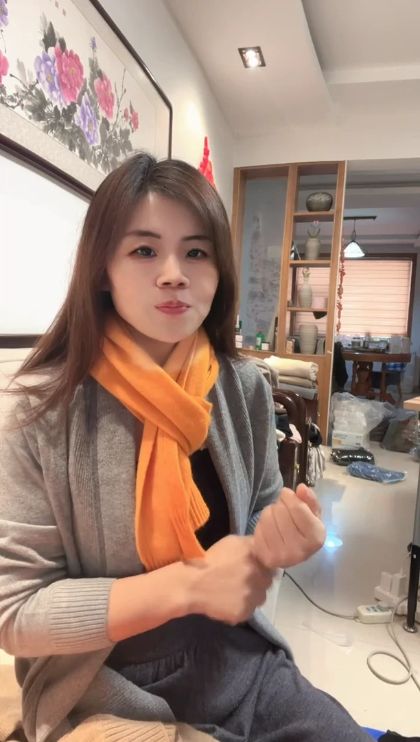 爱马仕橙色羊绒特价围巾
