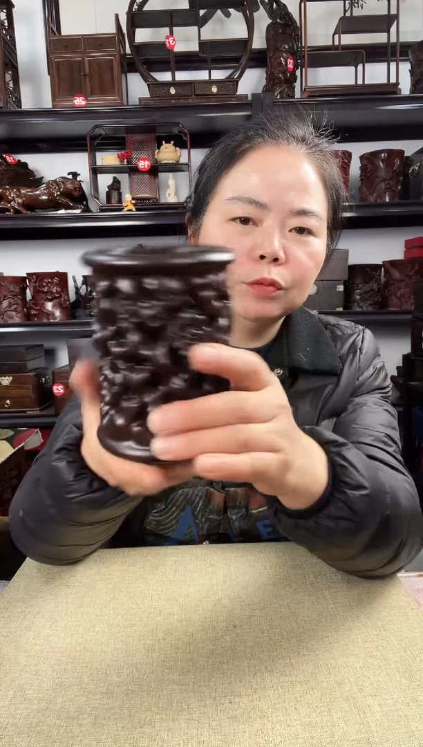 木新款笔筒老李红木工艺品