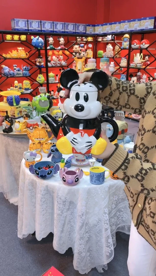 【闪购商品】.@@米奇陶瓷一体水壶