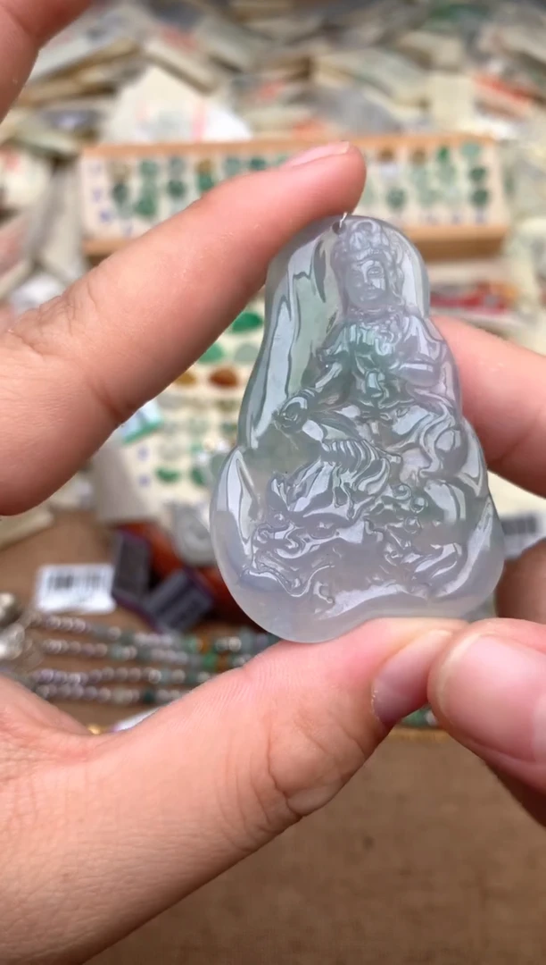 未镶嵌挂件翡翠一