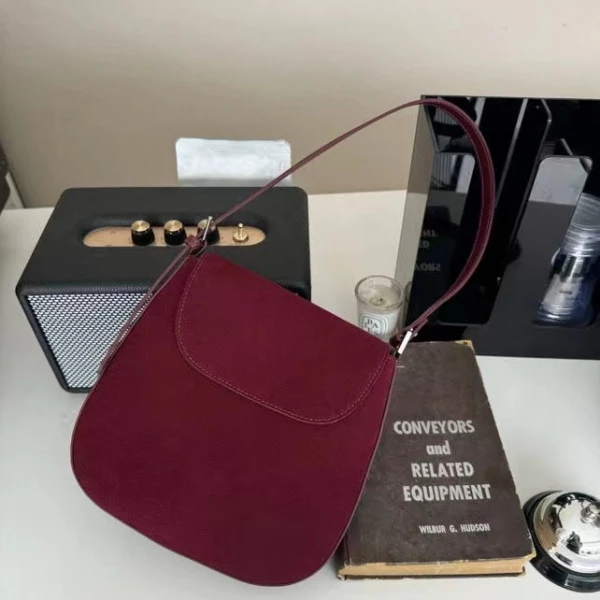 【RAIN.CUN】XKY-3961-紫红气质百搭简约斜跨轻奢女包