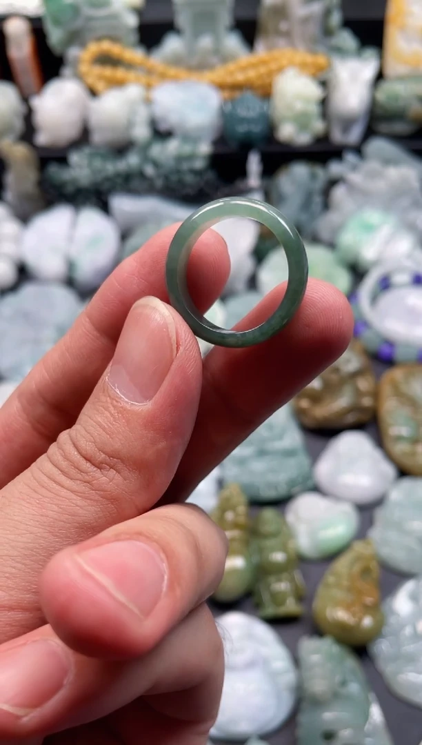 颈饰未镶嵌翡翠37  天然翡翠a货  卡19＋戒指